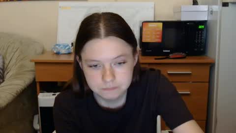 Snapshot of jessicaholland1 chatting on 7, 7, 2026 jessicaholland1 online show from 7, 7, 2026