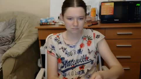 Snapshot of jessicaholland1 chatting on 10, 7, 2026 jessicaholland1 online show from 10, 7, 2026
