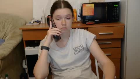 Snapshot of jessicaholland1 chatting on 14, 7, 2026 jessicaholland1 online show from 14, 7, 2026
