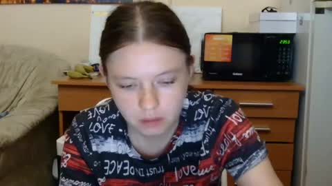 Snapshot of jessicaholland1 chatting on 20, 7, 2026 jessicaholland1 online show from 20, 7, 2026