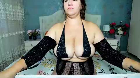 single mommy online show from 23, 7, 2026