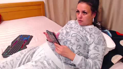 jessiestar3 online show from 13, 4, 2026