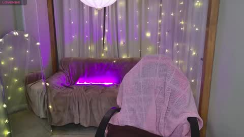 Jessi online show from 8, 1, 2025