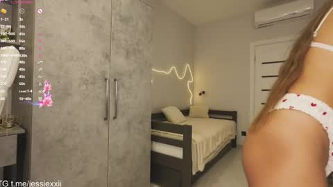 Snapshot of jessiexxi chatting on 28, 7, 2026 Jessie TG channel online show from 28, 7, 2026
