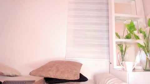 Jesica grey online show from 13, 1, 2026