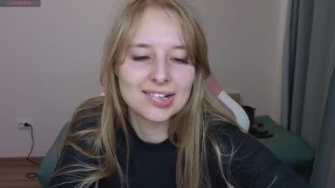 Snapshot of jessy_comely chatting on 3, 5, 2026 Jessy online show from 3, 5, 2026