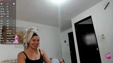 Snapshot of jessye_golden chatting on 4, 3, 2025 jessye_golden online show from 4, 3, 2025
