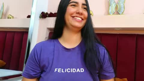 Snapshot of jessyjcortes chatting on 28, 2, 2025 JESSY CORTES online show from 28, 2, 2025