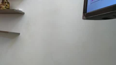 Snapshot of jessyjcortes chatting on 2, 3, 2025 JESSY CORTES online show from 2, 3, 2025
