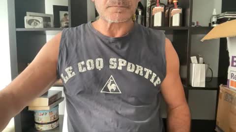 Snapshot of jesuiscoquinoui chatting on 3, 1, 2025 Jesuiscoquin online show from 3, 1, 2025