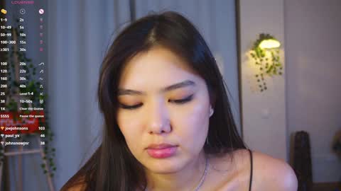 Hi all. My name is Naomi and Im glad to see you in my room  online show from 22, 1, 2025