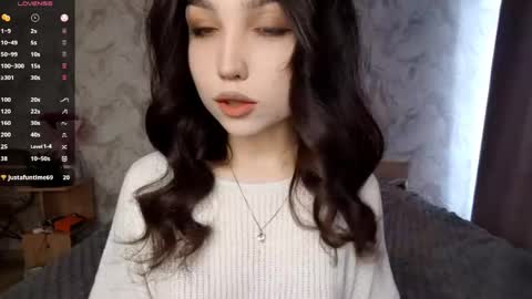 Snapshot of jettanicolay chatting on 23, 4, 2026 I am Gina ntmu Lets hit 10 Thumbs Up together online show from 23, 4, 2026