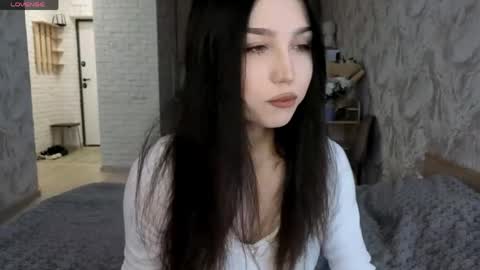 Snapshot of jettanicolay chatting on 20, 5, 2026 I am Gina ntmu Lets hit 10 Thumbs Up together online show from 20, 5, 2026