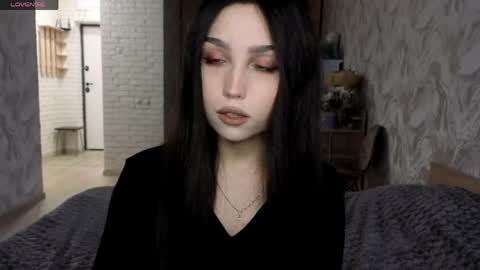 Snapshot of jettanicolay chatting on 31, 5, 2026 I am Gina ntmu Lets hit 10 Thumbs Up together online show from 31, 5, 2026