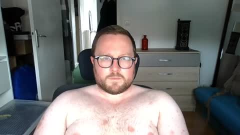 Snapshot of jeuneloup92 chatting on 11, 6, 2026 jeuneloup92 online show from 11, 6, 2026