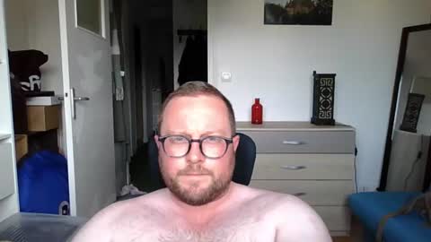 Snapshot of jeuneloup92 chatting on 22, 6, 2026 jeuneloup92 online show from 22, 6, 2026