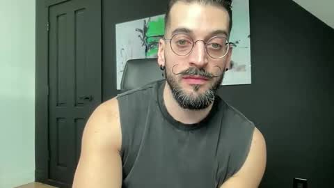 JEUNEMEK007 online show from 22, 12, 2025