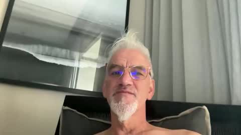 jewlronny online show from 5, 4, 2026