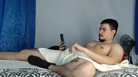 Snapshot of jeycob_happy97 chatting on 12, 6, 2026 Juan David online show from 12, 6, 2026