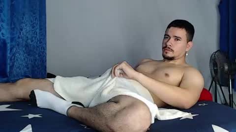 Snapshot of jeycob_happy97 chatting on 2, 7, 2026 Juan David online show from 2, 7, 2026