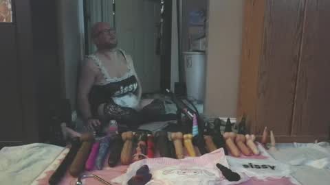 Snapshot of jghosty69 chatting on 5, 7, 2026 Nasty Cumslut online show from 5, 7, 2026
