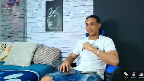 Snapshot of jhay_wheeler777 chatting on 6, 10, 2025 jhay_wheeler777 online show from 6, 10, 2025