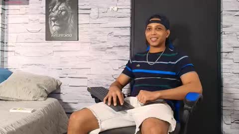 Snapshot of jhay_wheeler777 chatting on 10, 10, 2025 jhay_wheeler777 online show from 10, 10, 2025