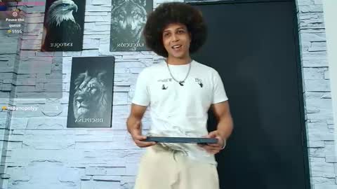 Snapshot of jhay_wheeler777 chatting on 5, 11, 2025 jhay_wheeler777 online show from 5, 11, 2025