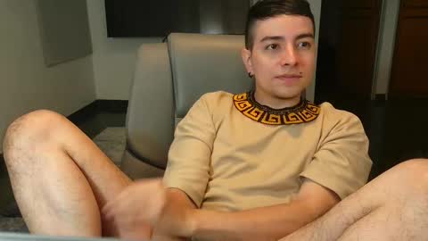 Jhoan Saenz online show from 28, 10, 2025