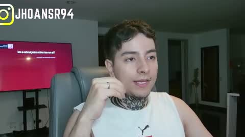 Snapshot of jhoan_saenz chatting on 8, 7, 2026 Jhoan Saenz online show from 8, 7, 2026
