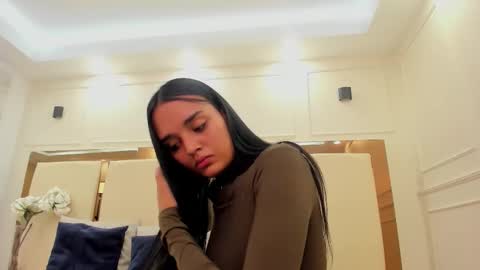 Jhoana  online show from 17, 10, 2025