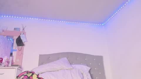 jhoanatrans22 online show from 3, 2, 2025