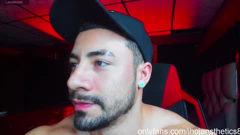 Jhojan Strong  online show from 22, 10, 2025