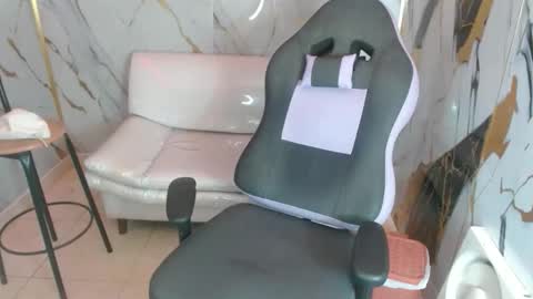 Snapshot of jhon_cooper18 chatting on 4, 2, 2026 jhost online show from 4, 2, 2026