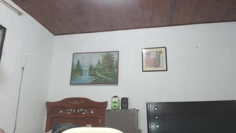 Snapshot of jhon_tommy chatting on 26, 12, 2024 jhon tommy online show from 26, 12, 2024