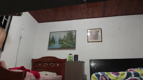 Snapshot of jhon_tommy chatting on 8, 2, 2025 jhon tommy online show from 8, 2, 2025