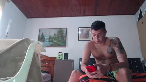 Snapshot of jhon_tommy chatting on 18, 2, 2025 jhon tommy online show from 18, 2, 2025