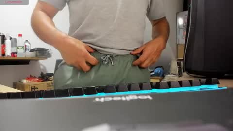 jhonatan_morales_s online show from 14, 10, 2025