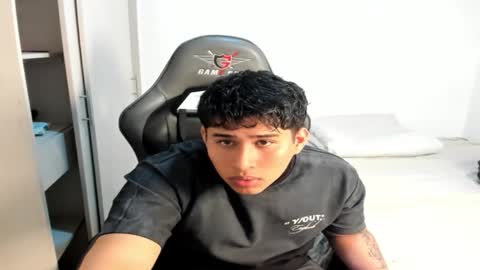 jhonny_dickm online show from 22, 9, 2025