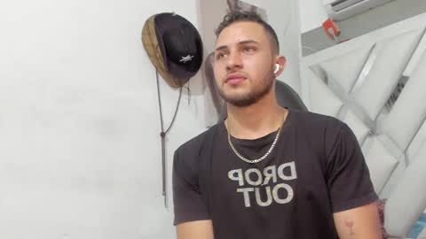 Snapshot of jhonny_flames7 chatting on 26, 1, 2025 jhonny online show from 26, 1, 2025