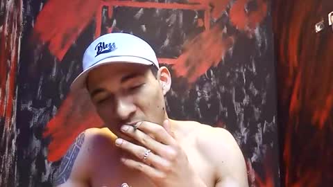 jhonny_thes28 online show from 20, 4, 2026