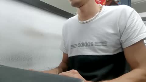 Snapshot of jhosuamoore chatting on 1, 3, 2025 Jhosuamoore online show from 1, 3, 2025