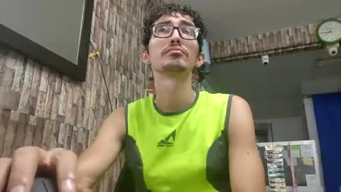 Jhosuamoore  online show from 25, 7, 2026