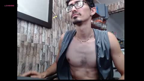 Snapshot of jhosuamoore2 chatting on 6, 7, 2026 jhosuamoore2 online show from 6, 7, 2026
