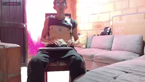 Snapshot of jhosuamoore2 chatting on 15, 7, 2026 jhosuamoore2 online show from 15, 7, 2026
