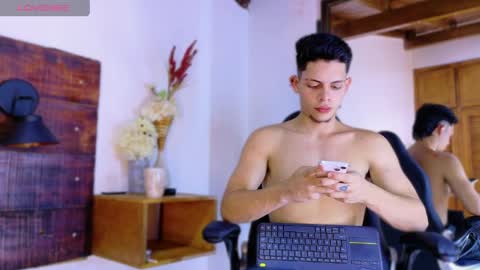 jhosuavega online show from 12, 4, 2026