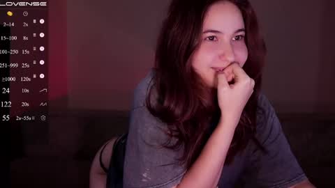 jia_lisaa online show from 28, 5, 2026