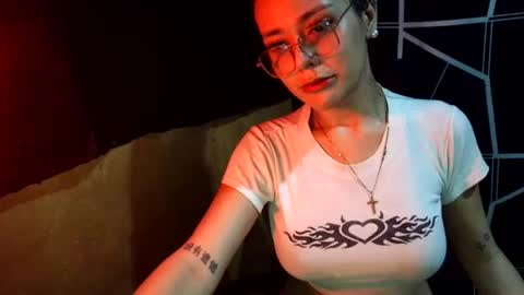Snapshot of jillian_fuckdoll chatting on 25, 6, 2026 jillian_fuckdoll online show from 25, 6, 2026