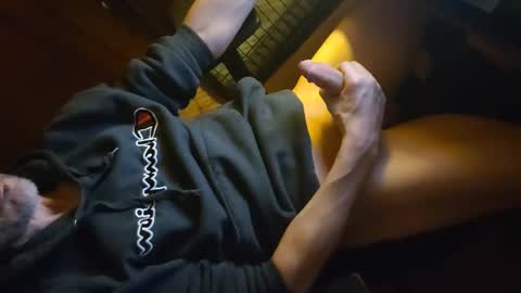 Snapshot of jimengolez chatting on 8, 1, 2025 jimengolez online show from 8, 1, 2025