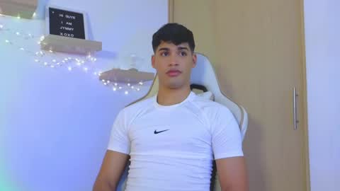 Snapshot of jimmy_leeh_ chatting on 28, 1, 2025 Jimmy Leeh online show from 28, 1, 2025